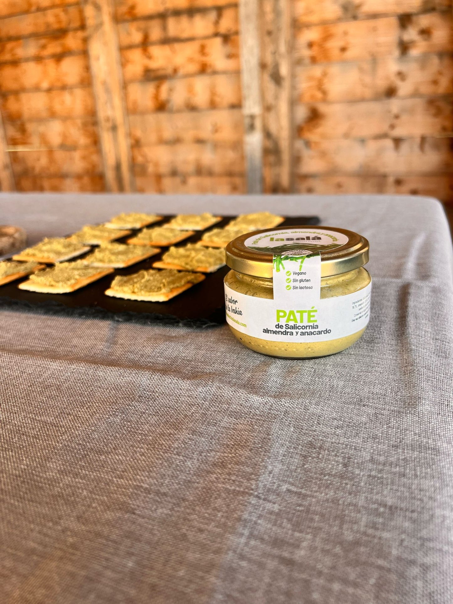 Paté de Salicornia, almendra y anacardo